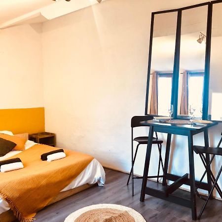 Casa Amarilla Avec Exterieur Lägenhet Nîmes Exteriör bild